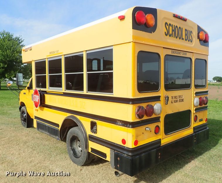 image for item DE5427 2006 Ford E350 Super Duty Collins school bus