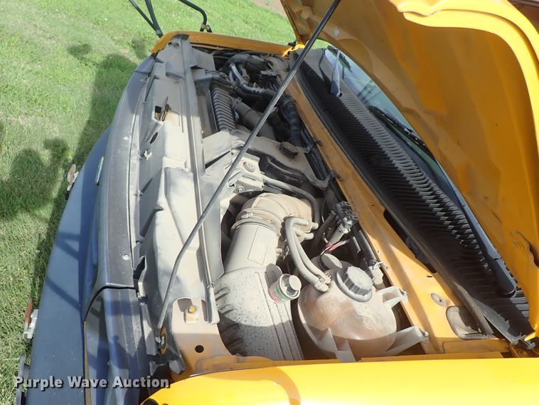 image for item DE5427 2006 Ford E350 Super Duty Collins school bus