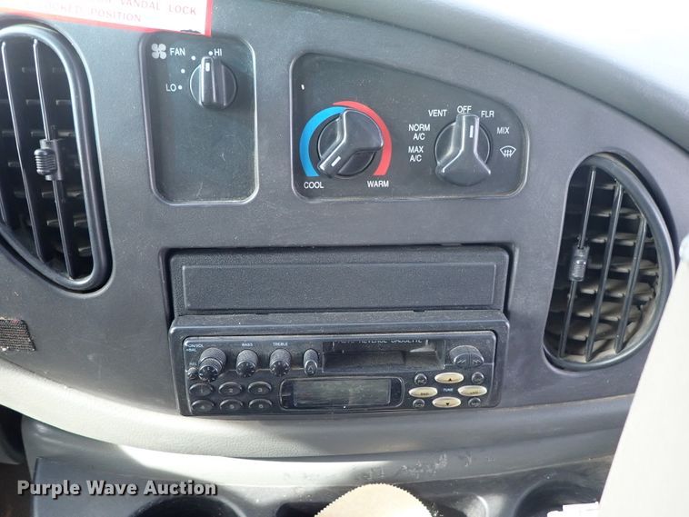 image for item DE5427 2006 Ford E350 Super Duty Collins school bus