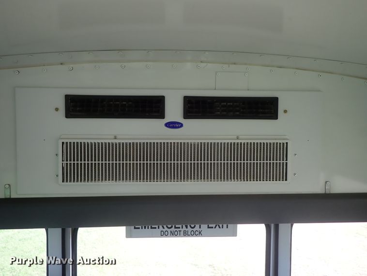 image for item DE5427 2006 Ford E350 Super Duty Collins school bus