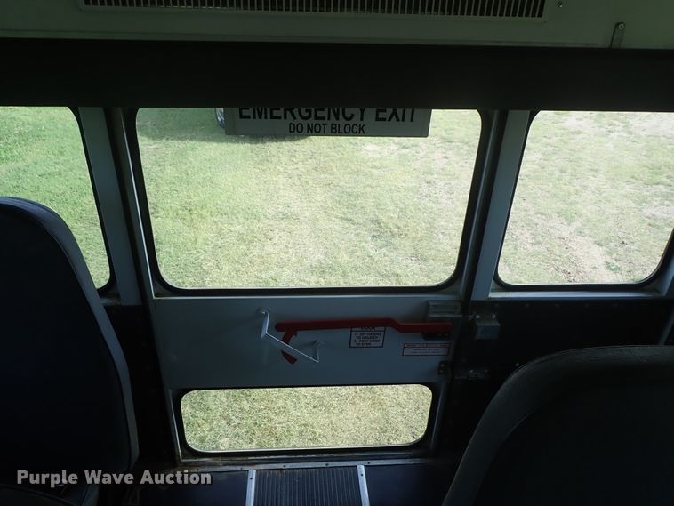 image for item DE5427 2006 Ford E350 Super Duty Collins school bus