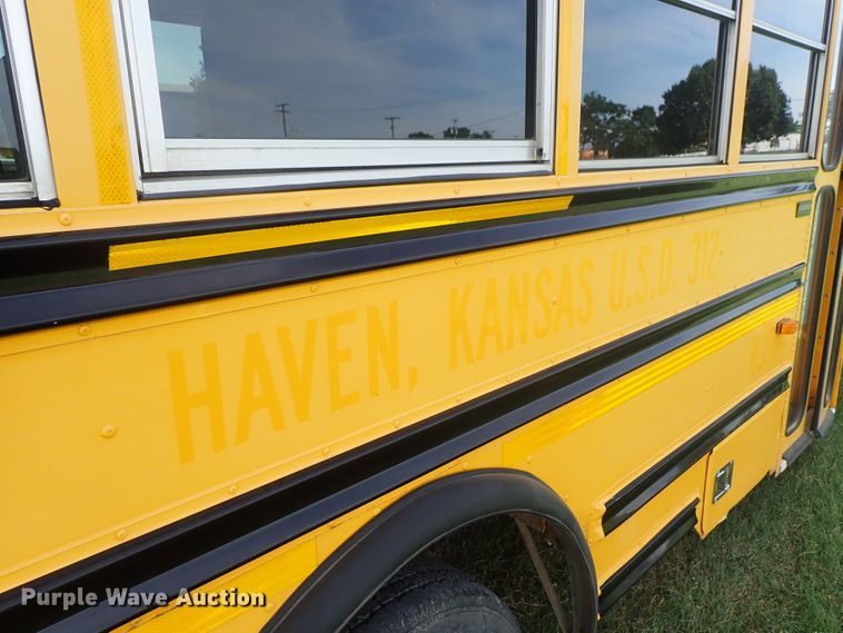 image for item DE5427 2006 Ford E350 Super Duty Collins school bus