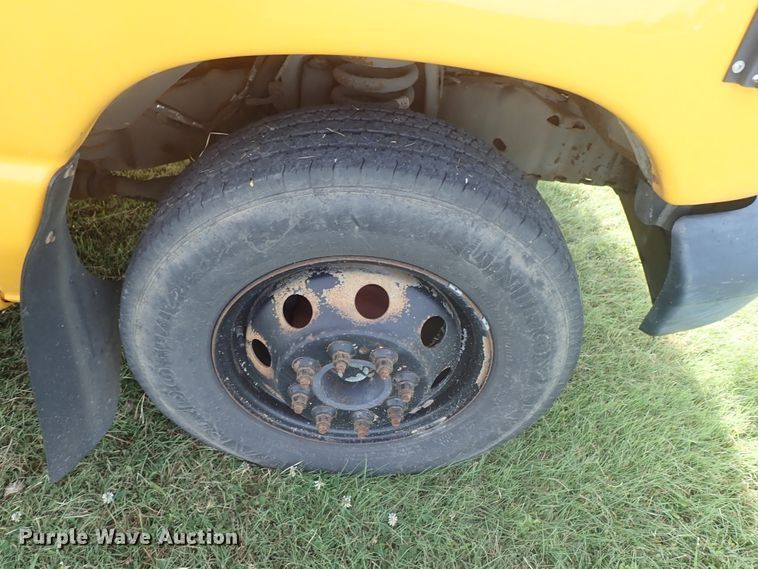 image for item DE5427 2006 Ford E350 Super Duty Collins school bus