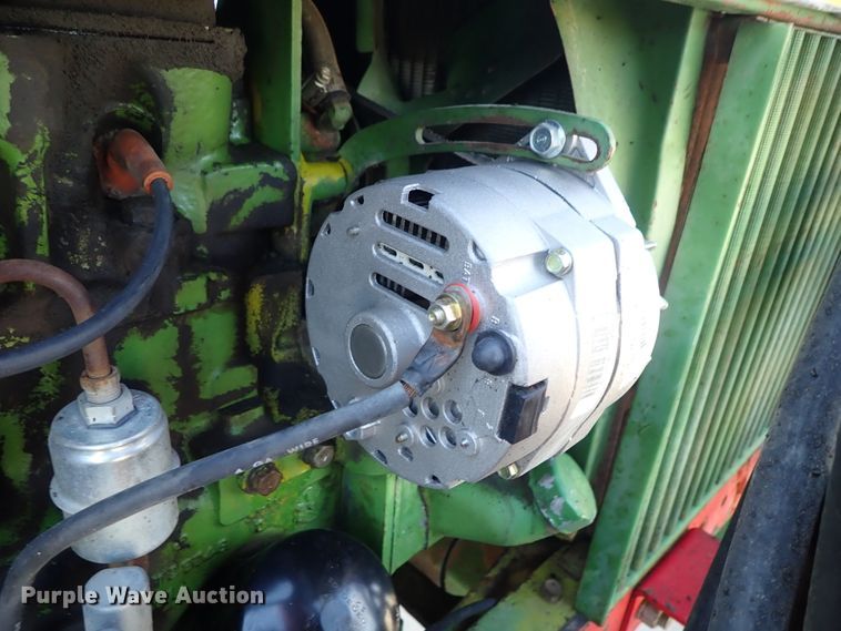 image for item DE5455 John Deere 2520 tractor