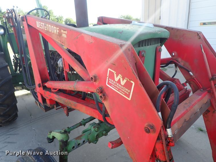 image for item DE5455 John Deere 2520 tractor