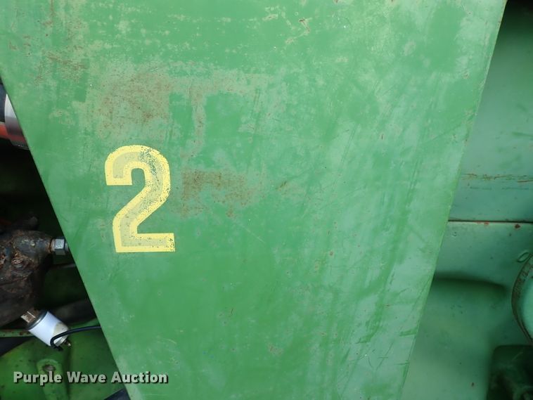 image for item DE5455 John Deere 2520 tractor