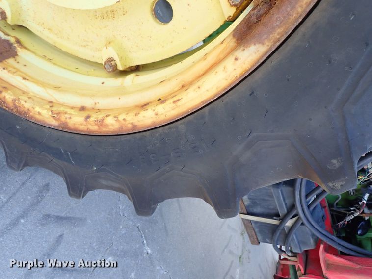 image for item DE5455 John Deere 2520 tractor