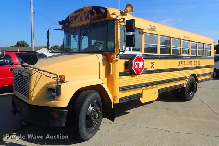 image for item DE5456 1999 Freightliner FS65 Thomas school bus