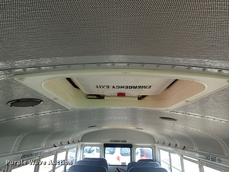 image for item DE5456 1999 Freightliner FS65 Thomas school bus