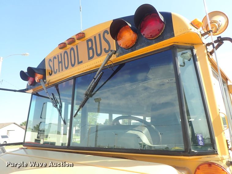 image for item DE5456 1999 Freightliner FS65 Thomas school bus