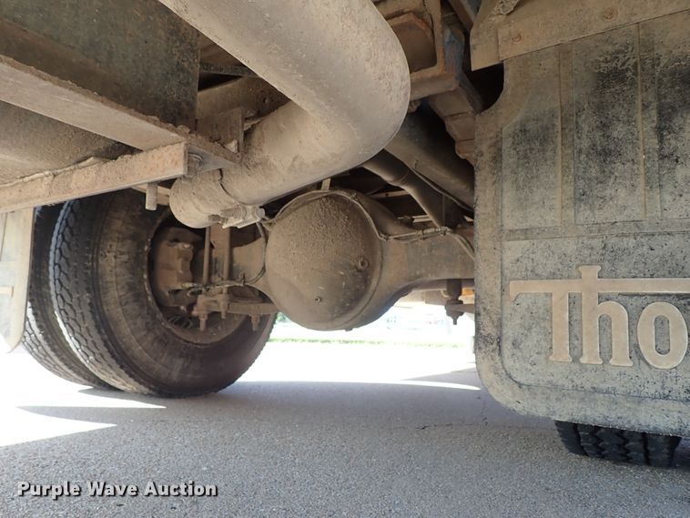 image for item DE5456 1999 Freightliner FS65 Thomas school bus