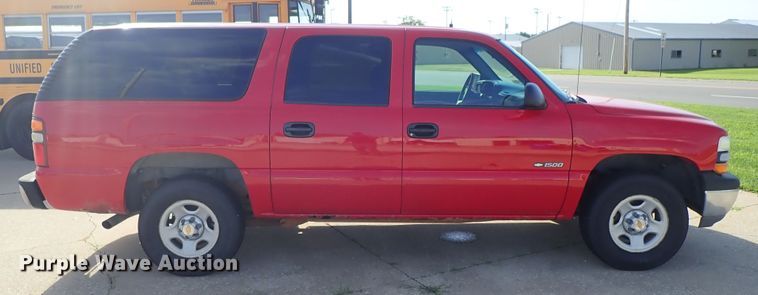 image for item DE5457 2000 Chevrolet Suburban C1500 SUV