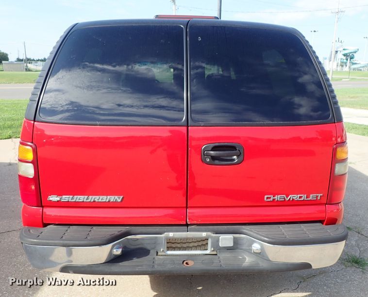 image for item DE5457 2000 Chevrolet Suburban C1500 SUV