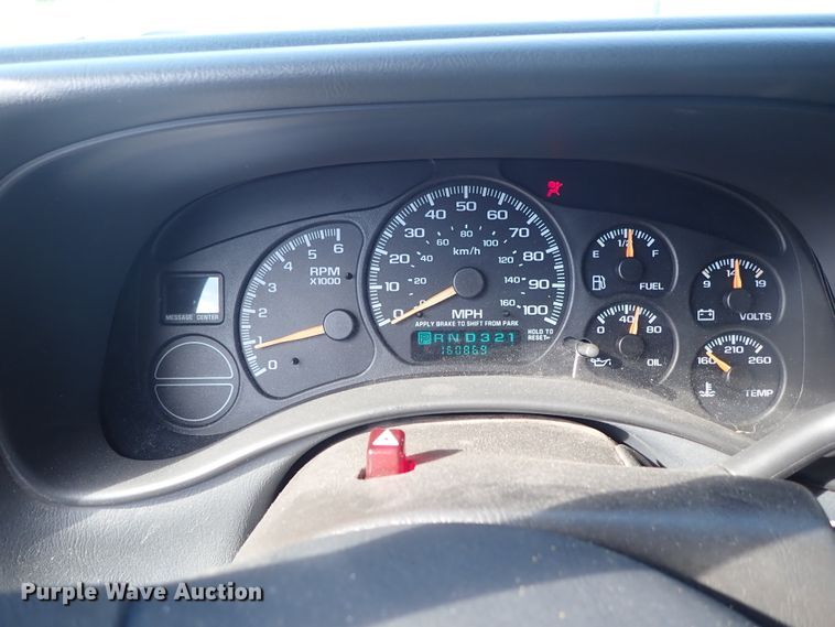 image for item DE5457 2000 Chevrolet Suburban C1500 SUV