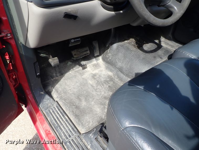 image for item DE5457 2000 Chevrolet Suburban C1500 SUV