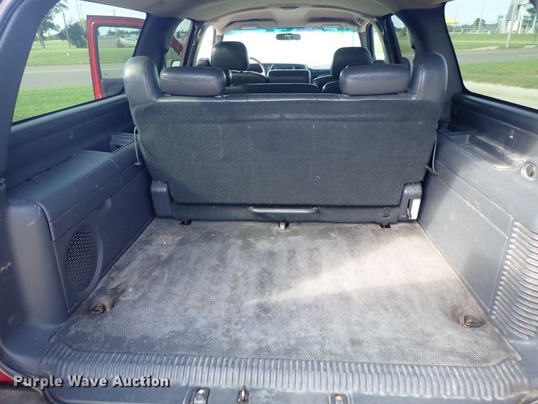 image for item DE5457 2000 Chevrolet Suburban C1500 SUV