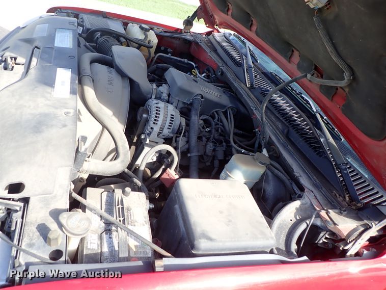 image for item DE5457 2000 Chevrolet Suburban C1500 SUV