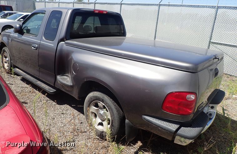 image for item DE5466 2003 Ford F150 SuperCab pickup truck