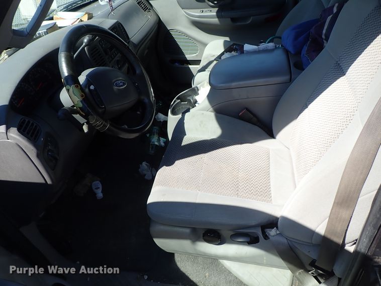 image for item DE5466 2003 Ford F150 SuperCab pickup truck