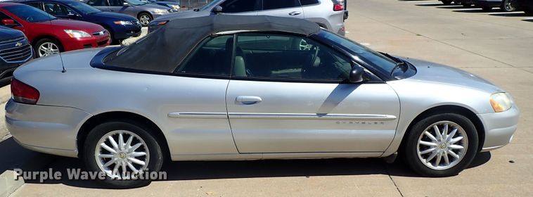 image for item DE5478 2001 Chrysler Sebring convertible