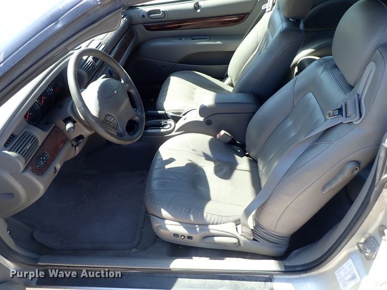 image for item DE5478 2001 Chrysler Sebring convertible