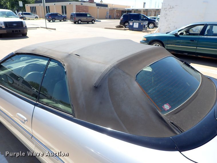 image for item DE5478 2001 Chrysler Sebring convertible