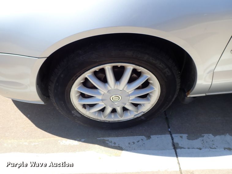 image for item DE5478 2001 Chrysler Sebring convertible