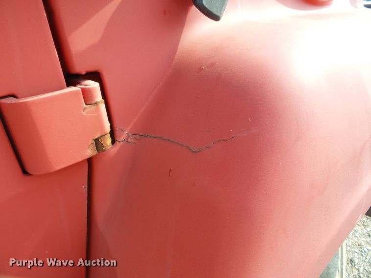 image for item DE7832 1989 Ford L9000 semi truck