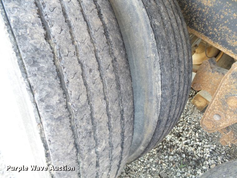 image for item DE7834 2004 Davis PDT12-7 end dump trailer