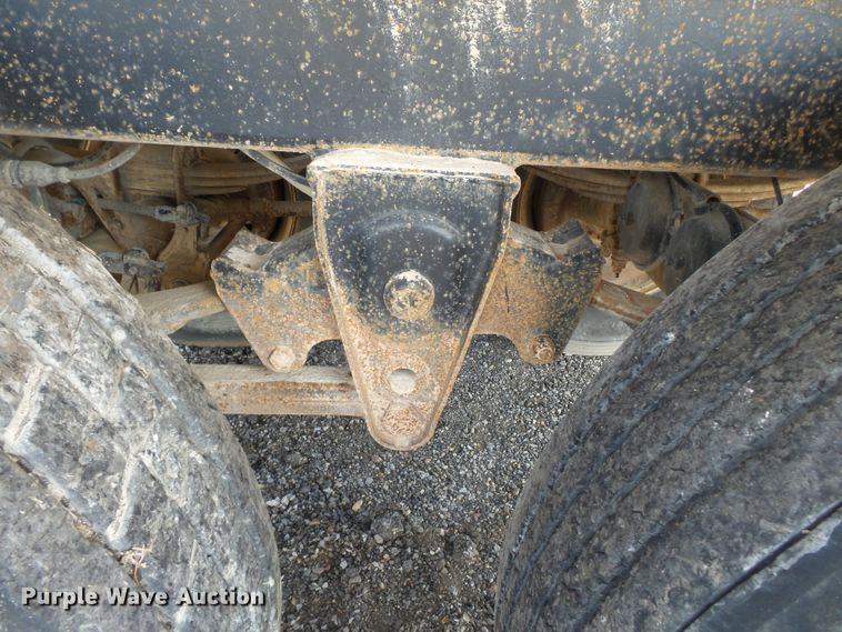 image for item DE7835 2004 Davis PDT12-7 end dump trailer