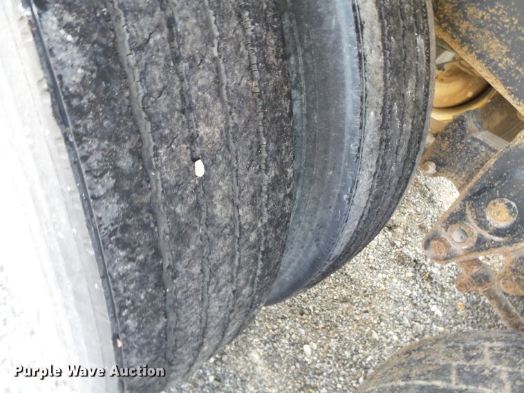 image for item DE7835 2004 Davis PDT12-7 end dump trailer