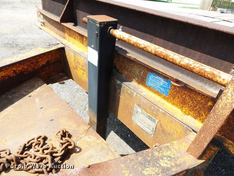 image for item DE7836 1990 CZ Engineering CZ720KT equipment trailer