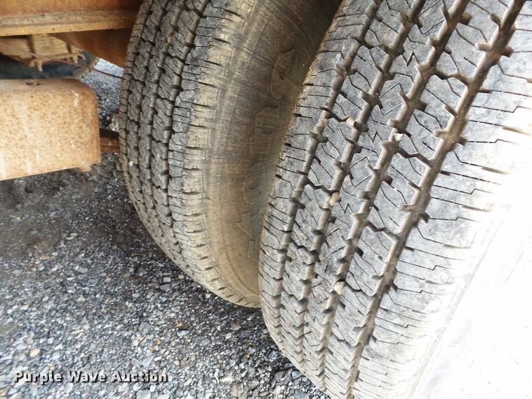 image for item DE7836 1990 CZ Engineering CZ720KT equipment trailer