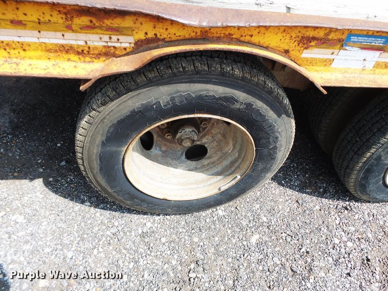 image for item DE7836 1990 CZ Engineering CZ720KT equipment trailer