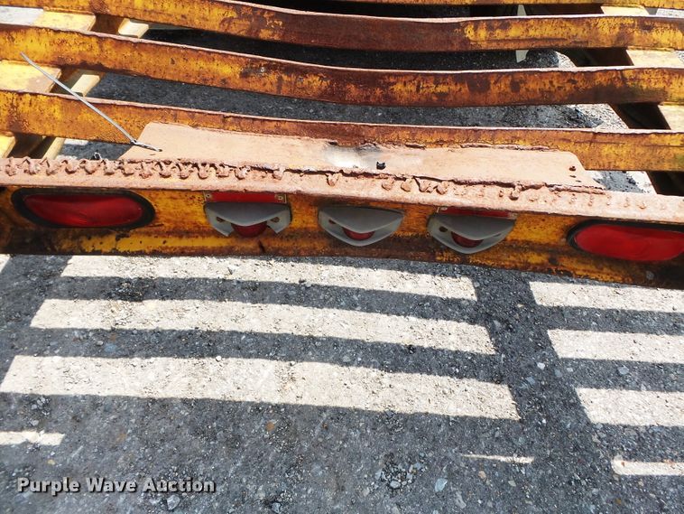 image for item DE7836 1990 CZ Engineering CZ720KT equipment trailer