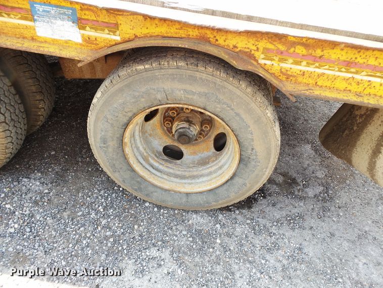 image for item DE7836 1990 CZ Engineering CZ720KT equipment trailer