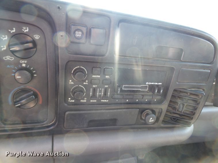 image for item DE7839 1996 Dodge Ram 1500 pickup truck