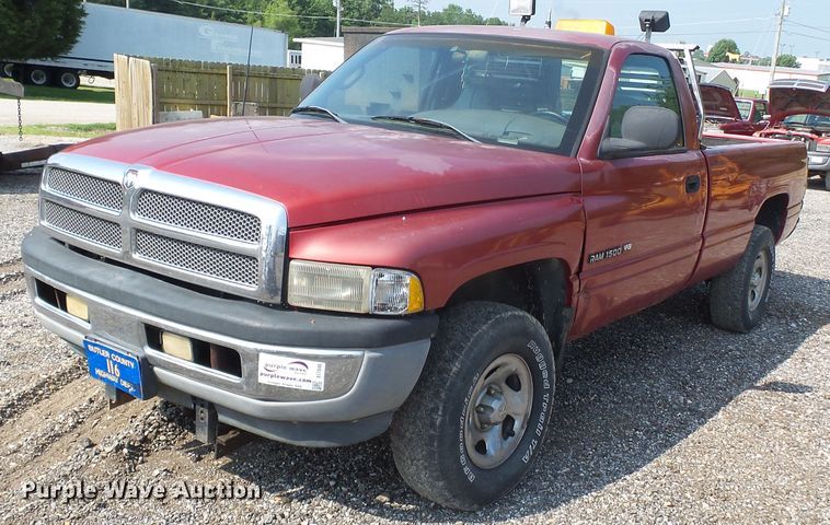 image for item DE7840 1998 Dodge Ram 1500 pickup truck