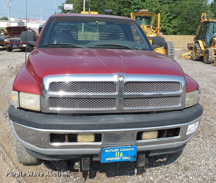 image for item DE7840 1998 Dodge Ram 1500 pickup truck