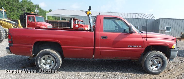 image for item DE7840 1998 Dodge Ram 1500 pickup truck