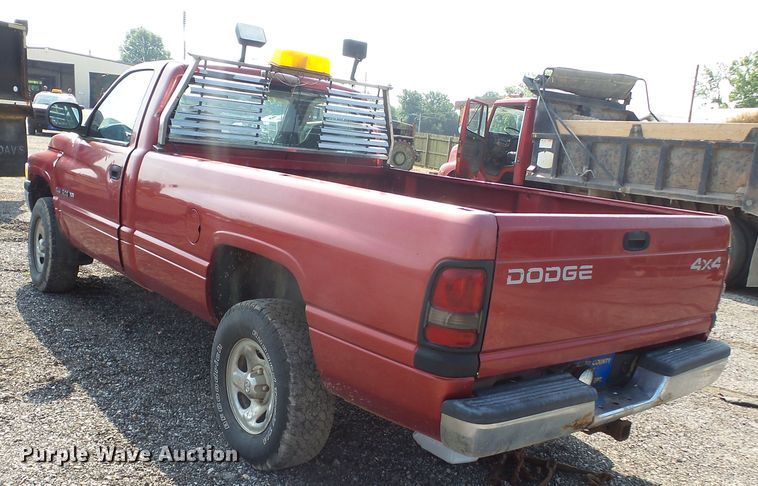 image for item DE7840 1998 Dodge Ram 1500 pickup truck