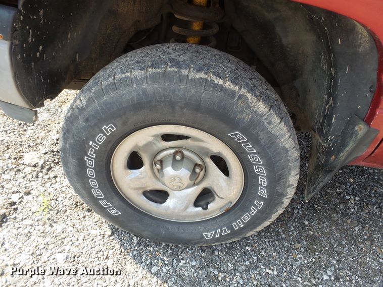 image for item DE7840 1998 Dodge Ram 1500 pickup truck