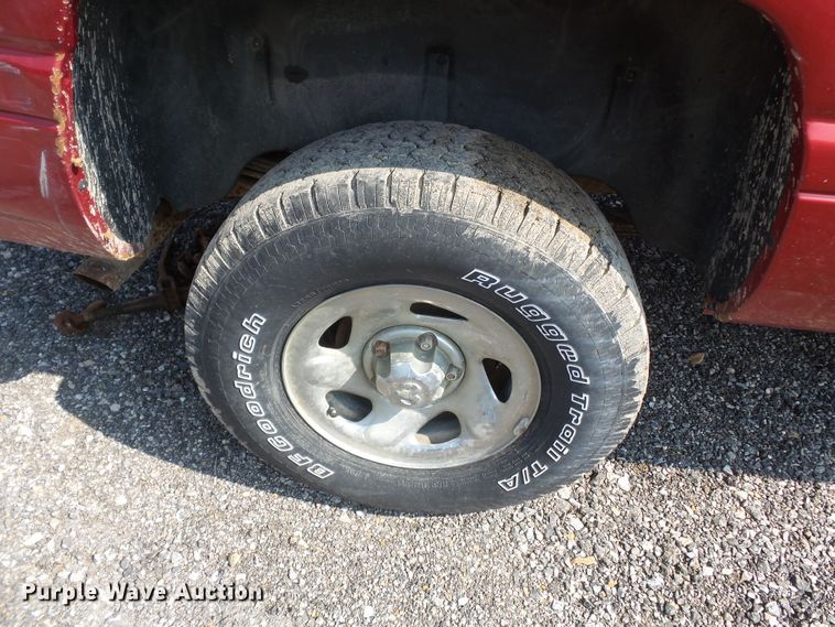 image for item DE7840 1998 Dodge Ram 1500 pickup truck