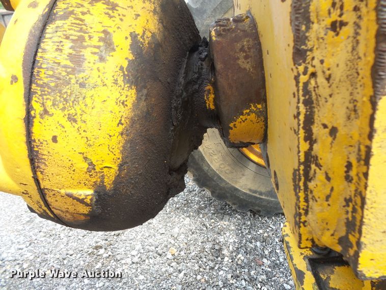 image for item DE7841 1987 John Deere 770B motor grader