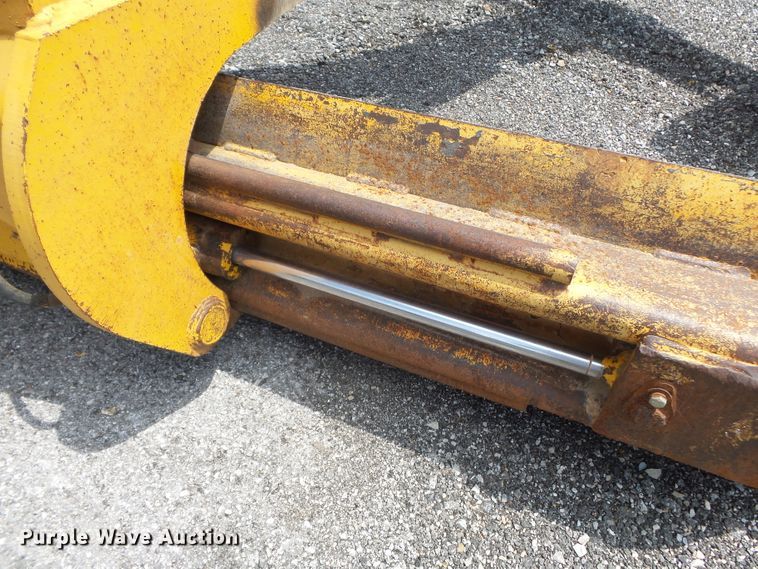 image for item DE7841 1987 John Deere 770B motor grader