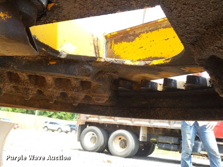 image for item DE7841 1987 John Deere 770B motor grader