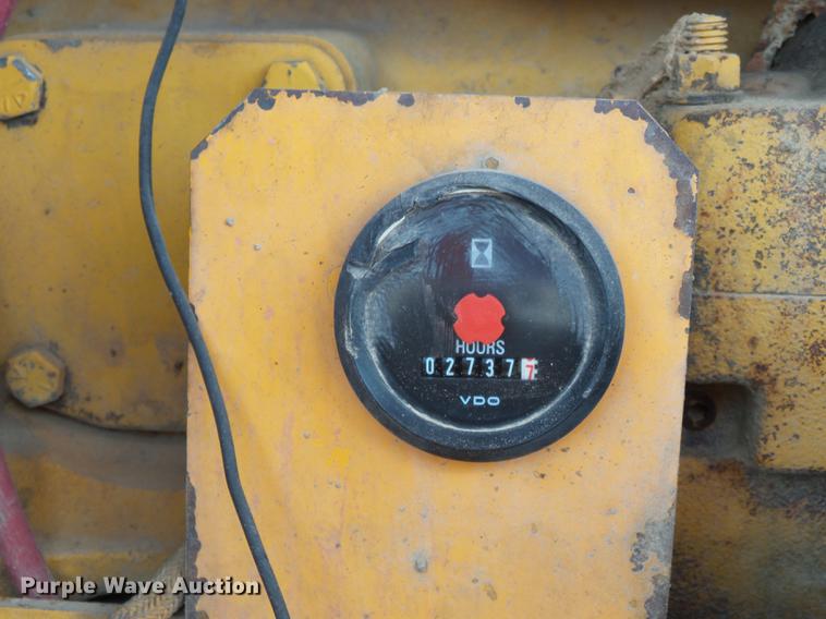 image for item DE7841 1987 John Deere 770B motor grader