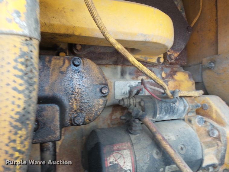 image for item DE7841 1987 John Deere 770B motor grader