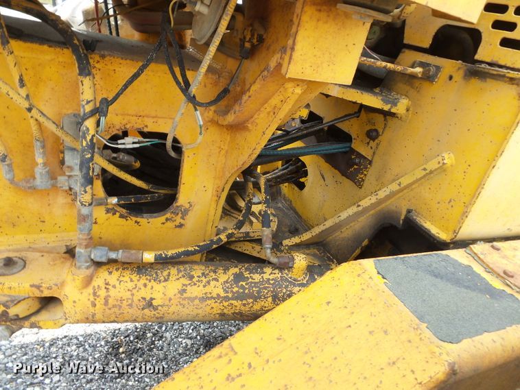 image for item DE7841 1987 John Deere 770B motor grader