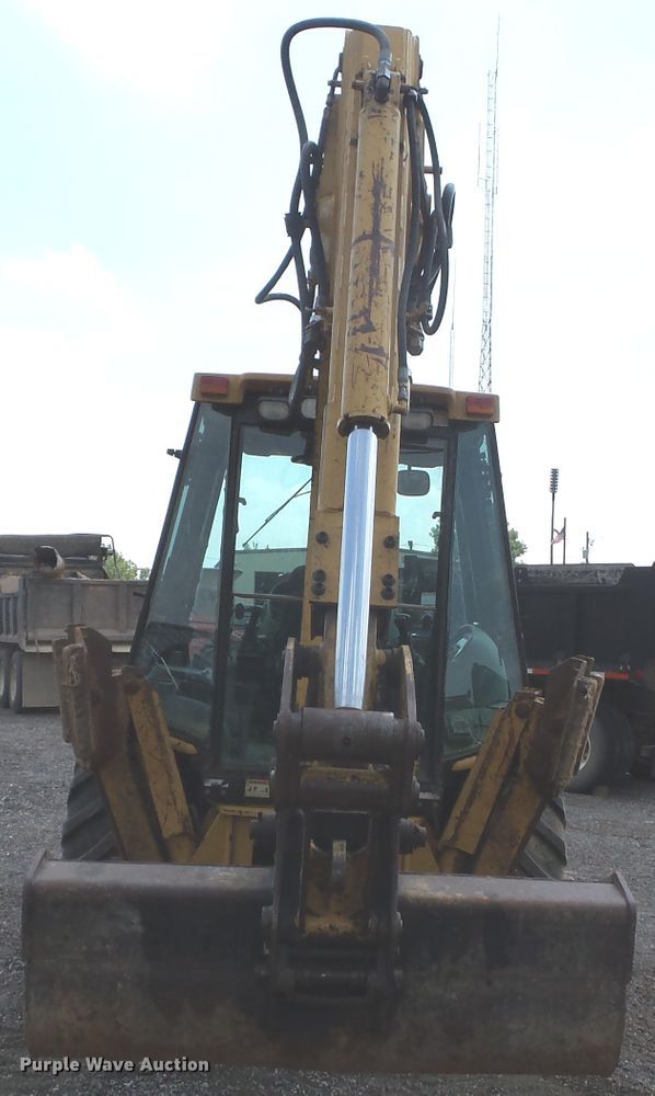 image for item DE7842 2003 Caterpillar 420D backhoe